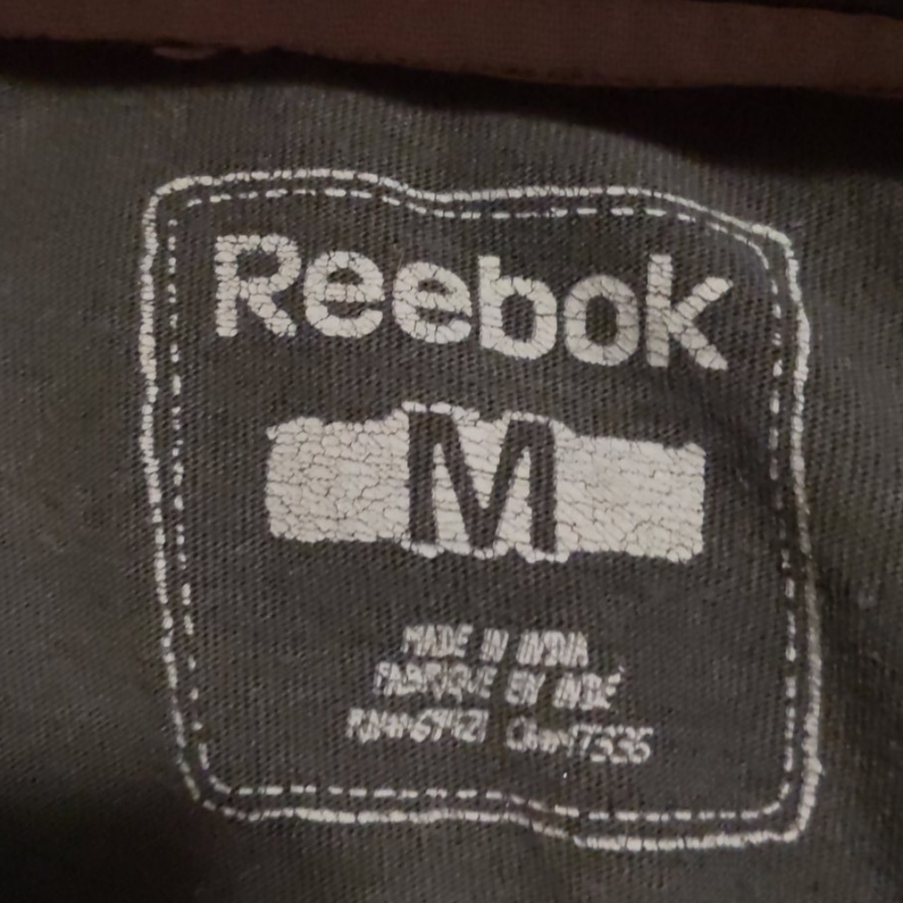 Reebok long sleeve - Picture 2 of 2